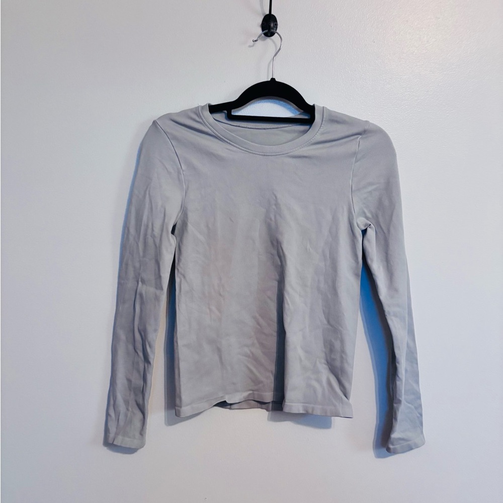 OQQ long sleeve ribbed t shirt size medium